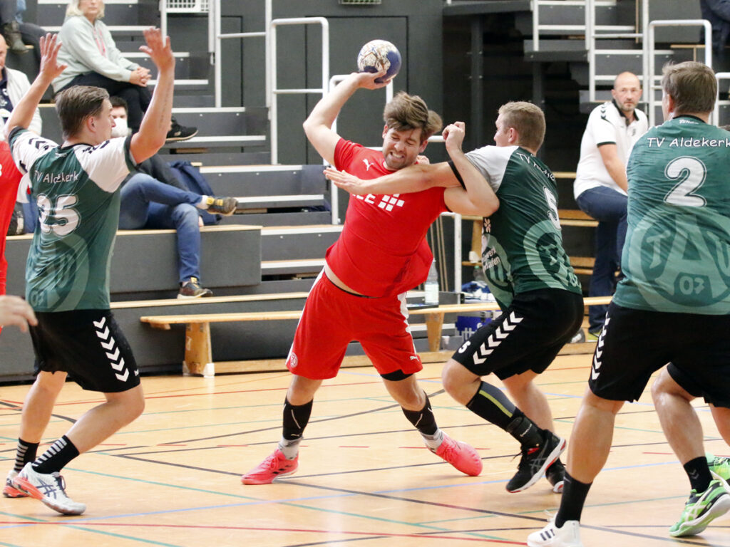 Ein Trio des VfL Gladbeck Handball tritt bei den European Universities Games im ungarischen Debrecen an. Es warten einige Spiele und noch mehr.